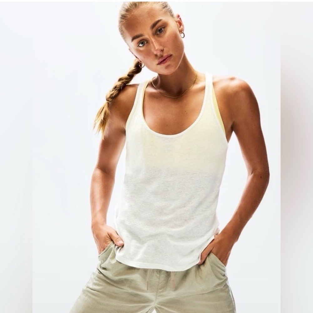 Athleta Getaway Linen Blend Tank